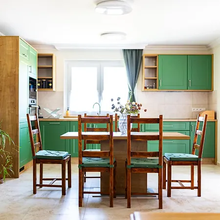 Апартаменты Rizling Vendeghaz Balatonrendes